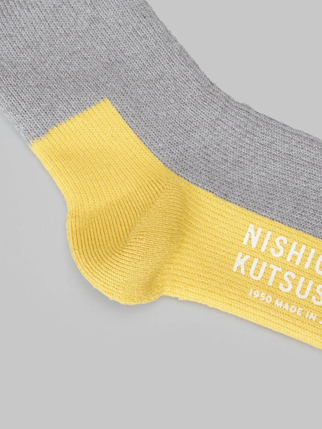 Nishiguchi Kutsushita Wool Pile Walk Socks Light Grey