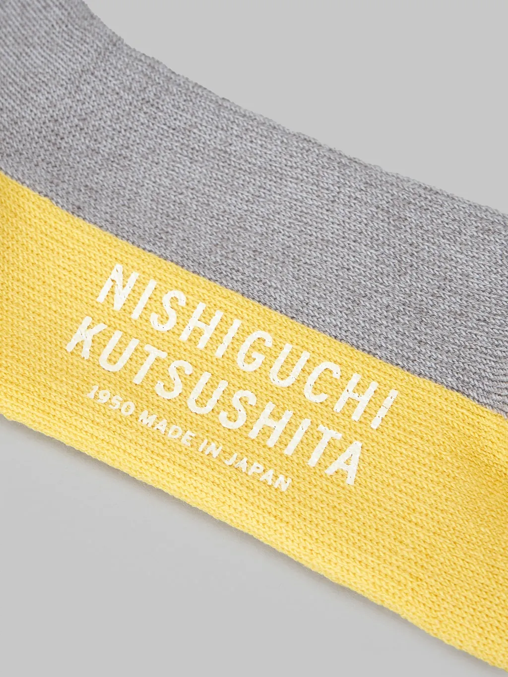 Nishiguchi Kutsushita Wool Pile Walk Socks Light Grey