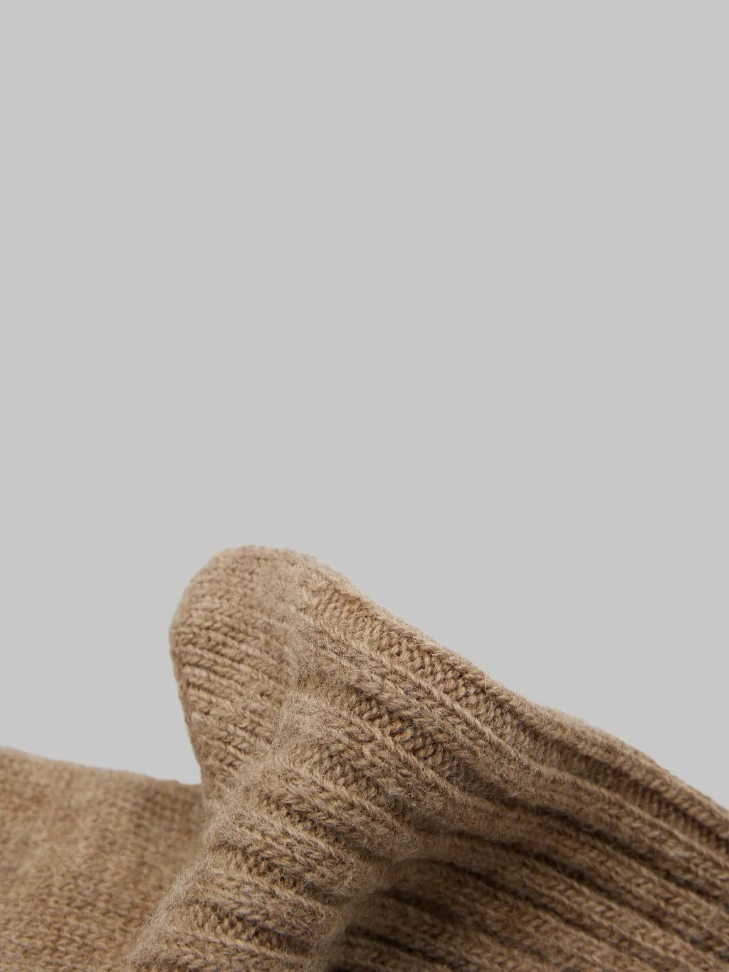 Nishiguchi Kutsushita Wool Ribbed Socks Beige