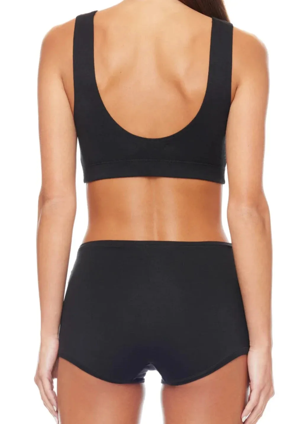 Éterne Sports Bra in Black