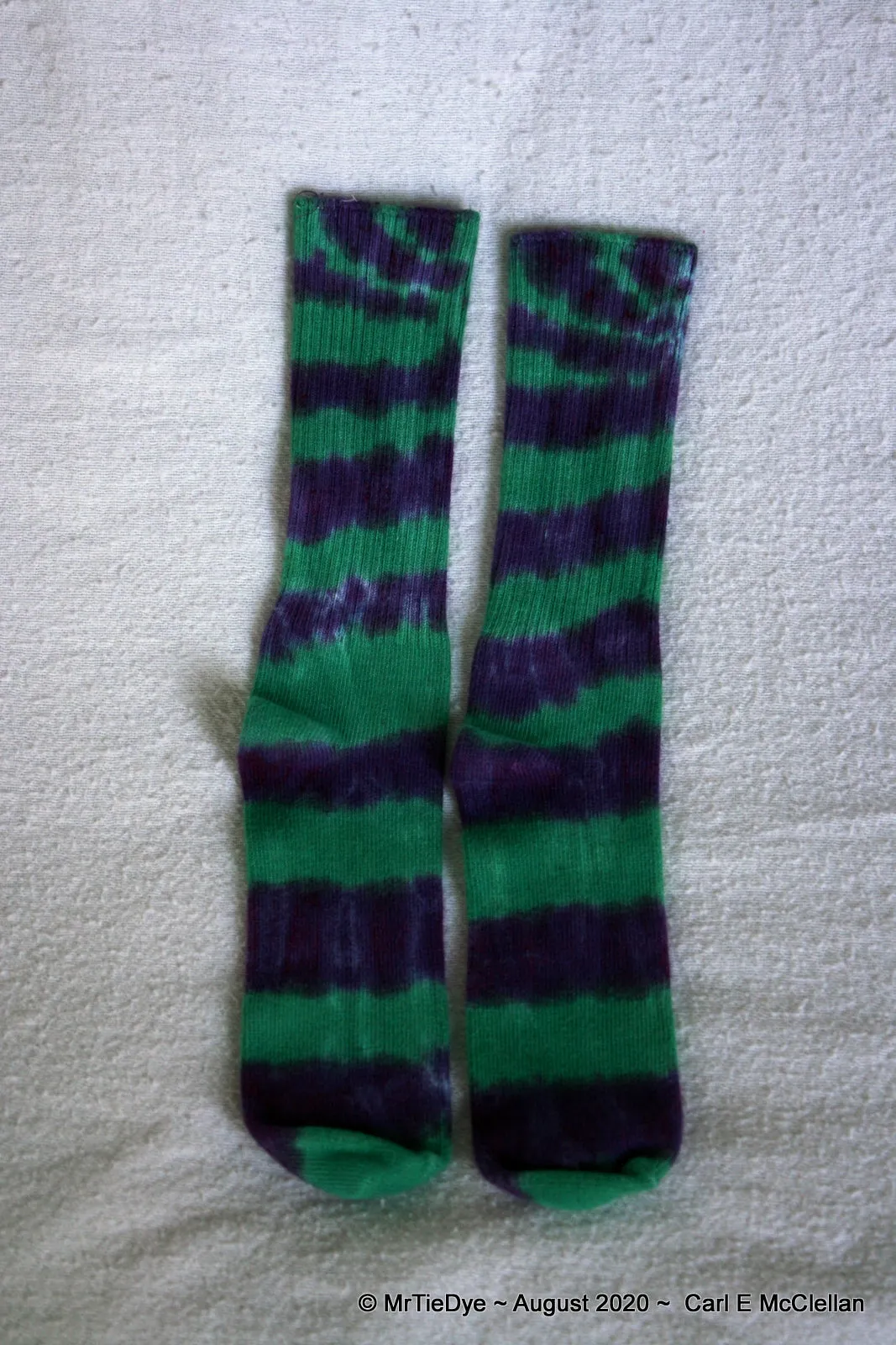 Tie-Dye Bamboo Socks sz 9-11